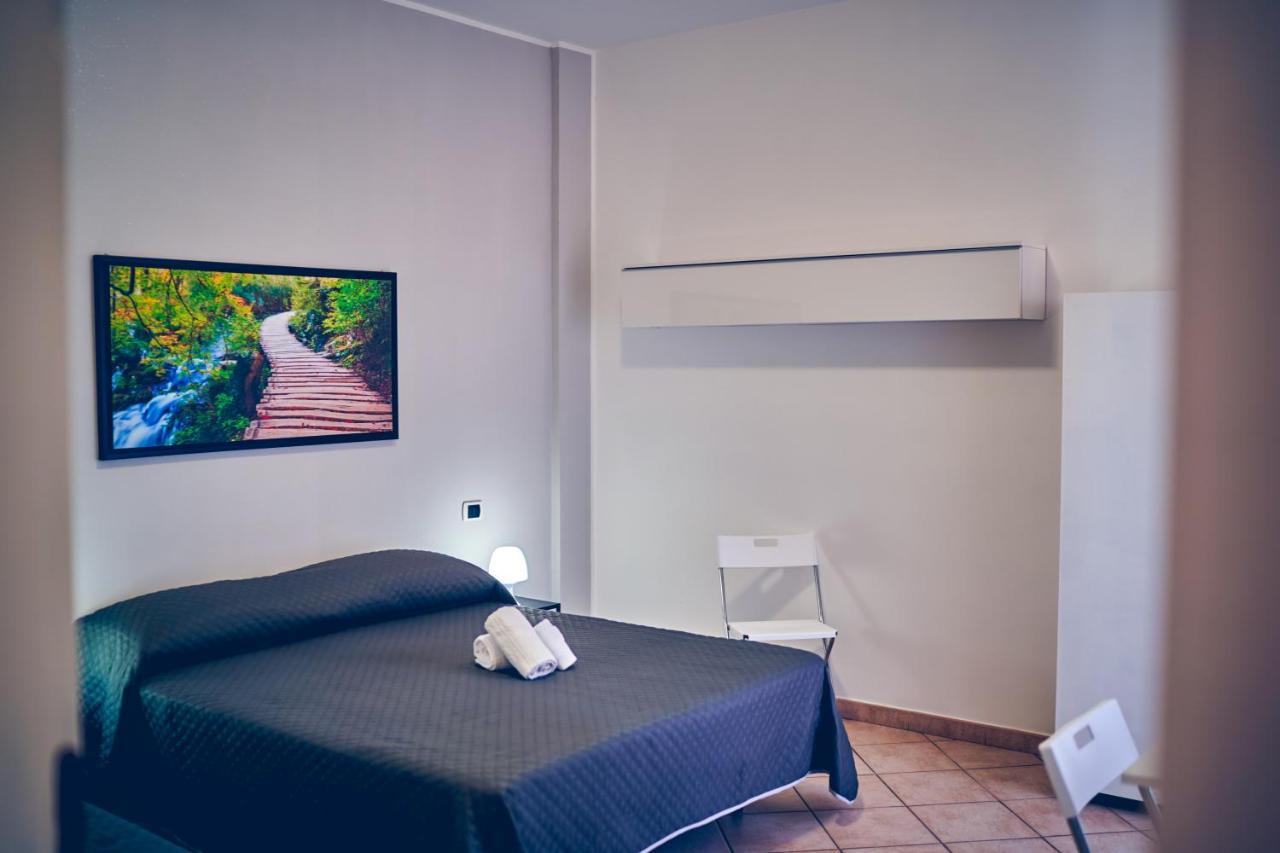 Travelershome 7Metri Guesthouse ชัมปีโน ภายนอก รูปภาพ