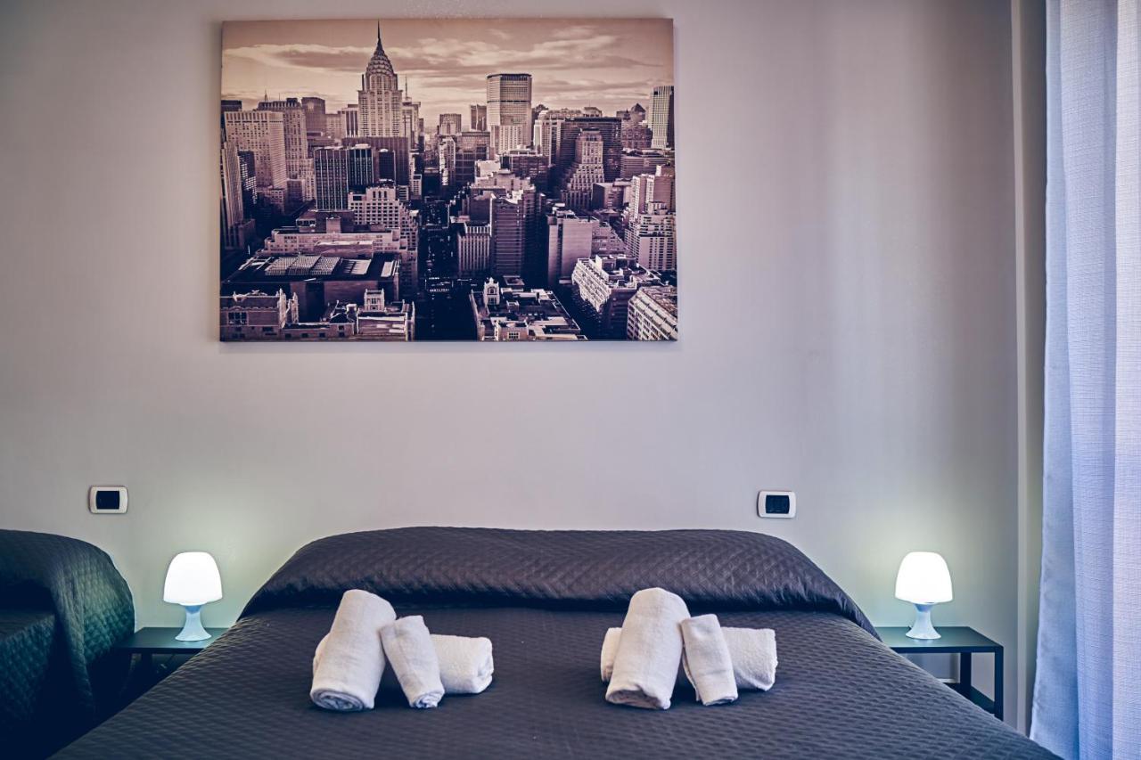 Travelershome 7Metri Guesthouse ชัมปีโน ภายนอก รูปภาพ