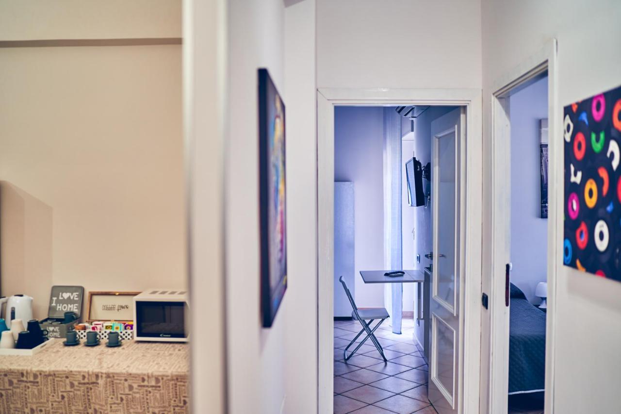 Travelershome 7Metri Guesthouse ชัมปีโน ภายนอก รูปภาพ