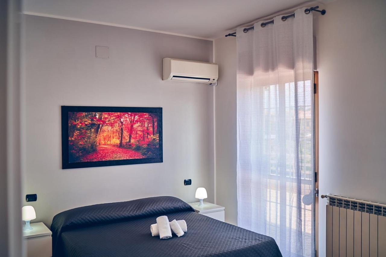 Travelershome 7Metri Guesthouse ชัมปีโน ภายนอก รูปภาพ