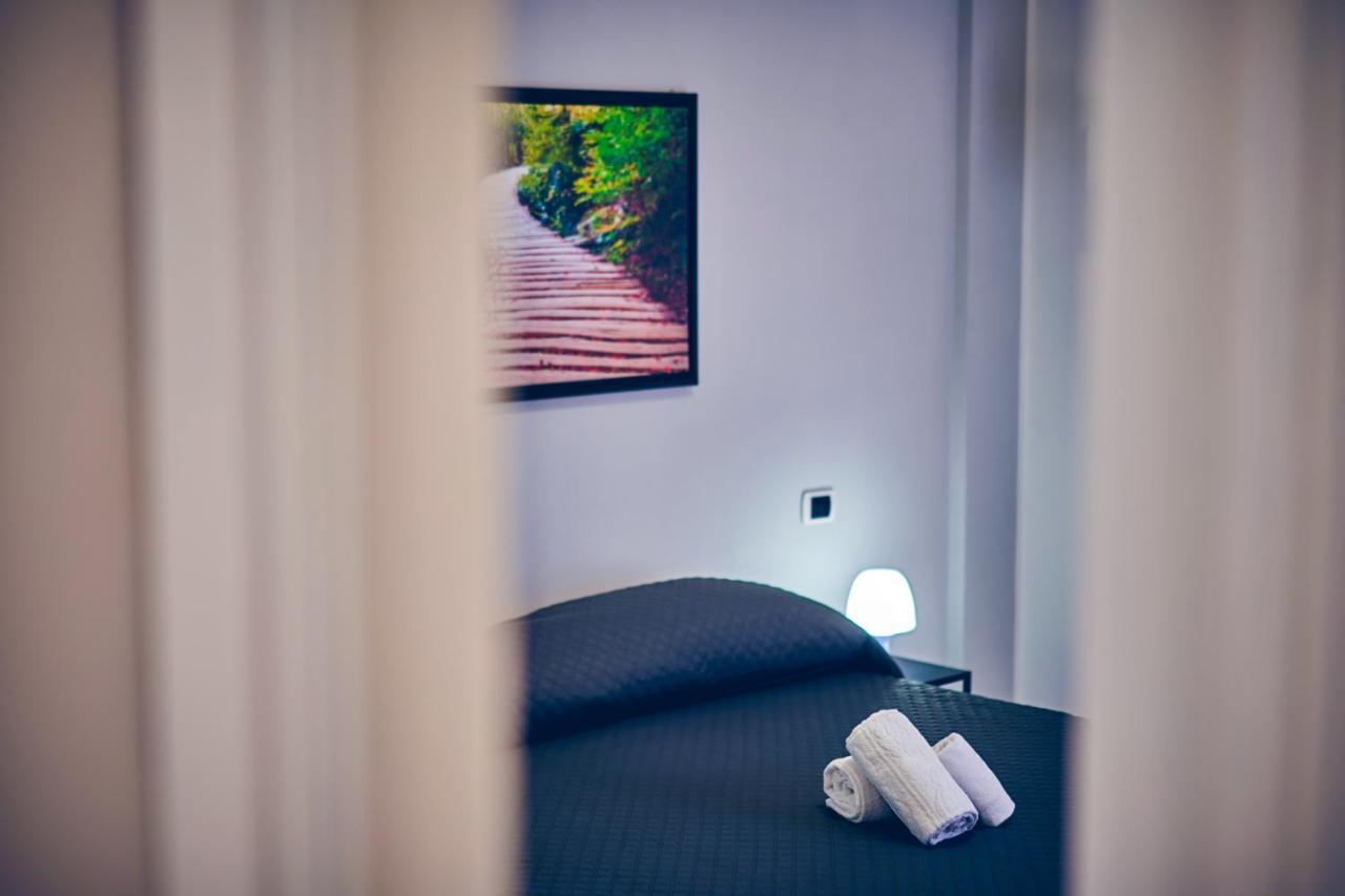 Travelershome 7Metri Guesthouse ชัมปีโน ภายนอก รูปภาพ