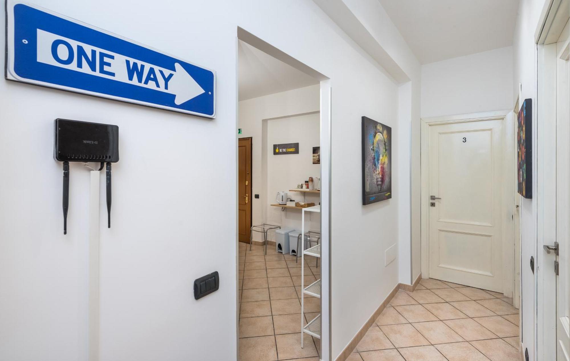 Travelershome 7Metri Guesthouse ชัมปีโน ภายนอก รูปภาพ